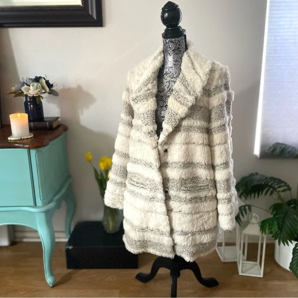 Cinq a Sept 5a7 Shaggy Boucle Tweed Faux Fur Boyfriend Jacket Coat Size Large